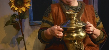 Куда ж нам плыть?