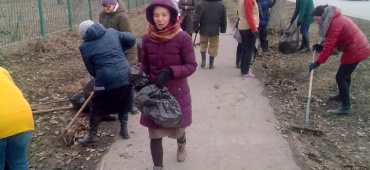 Первый апрельский средник в театре