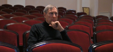 Режиссер премьерного спектакля "Вишневый сад"