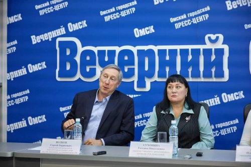 Юбилейное шоу, Бёрклунд, новые актеры: муниципальные театры Омска открывают сезон